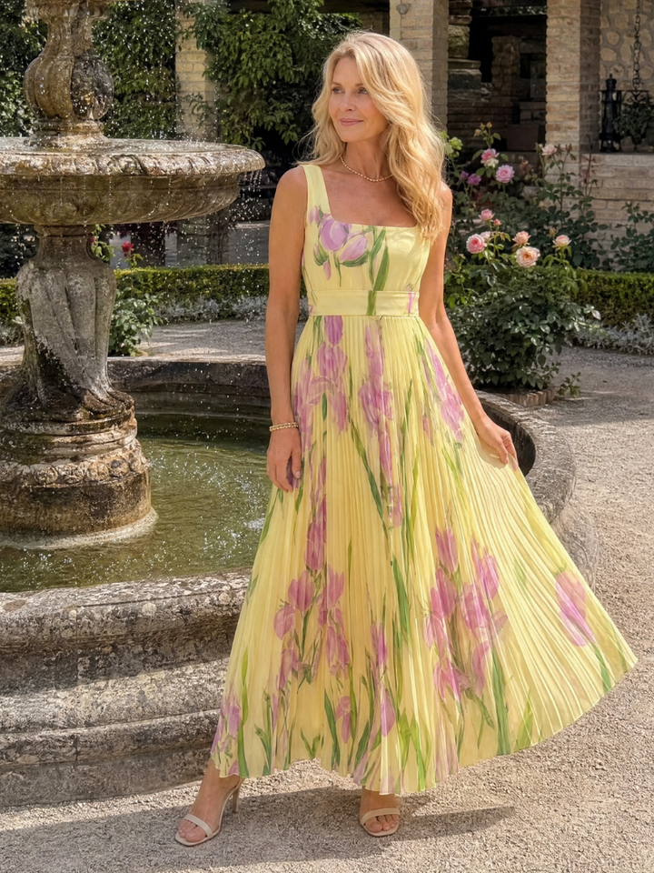 Audrey | Robe Midi Sans Manches en Satin avec Décolleté Carré et Plis Élégants