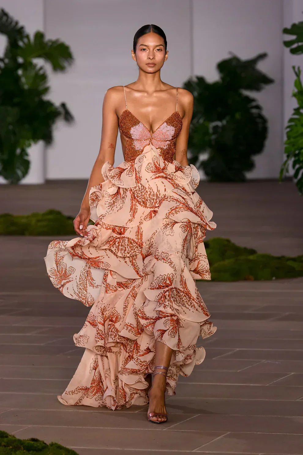 Silvia | Robe en Soie Élégante