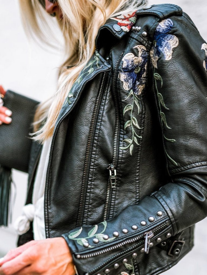Livia - Veste Fleurie Rétro Chic